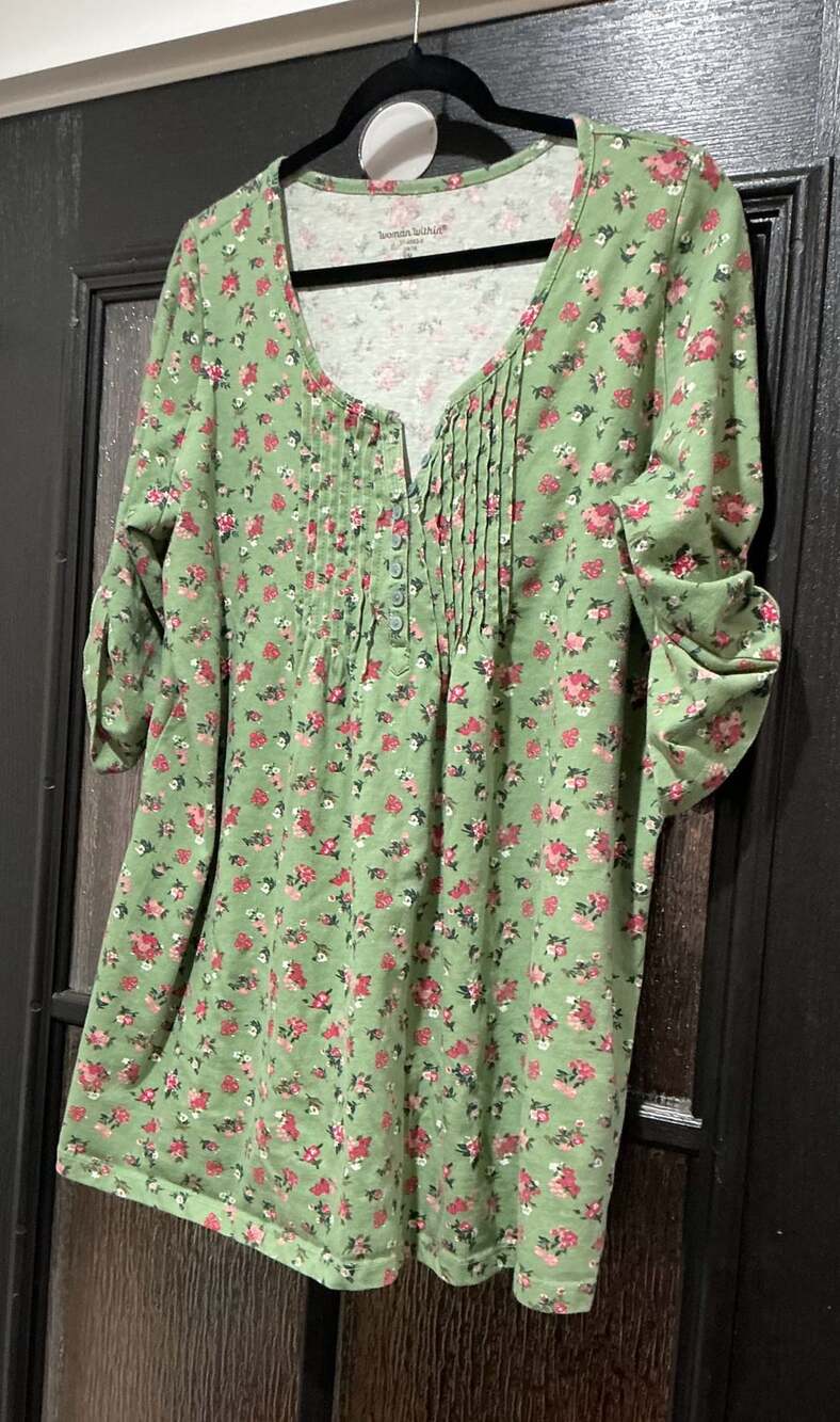 Woman Within Henley Tunic Size 14/16 Green Floral Pintuck 3/4 Sleeve